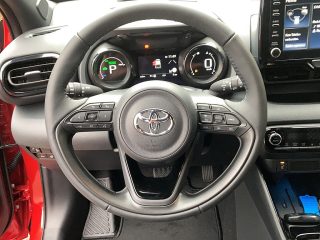 Toyota Yaris 1,5 VVT-i Hybrid Style + TECHNIKPAKET - PROMPT !!