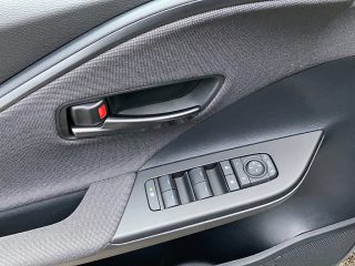 Toyota C-HR 1,8 Hybrid E-CVT Active Drive NEUES MODELL!!