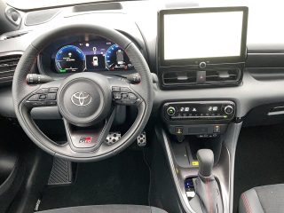 Toyota Yaris GR-Sport Modell 2024 + alle Extras!!