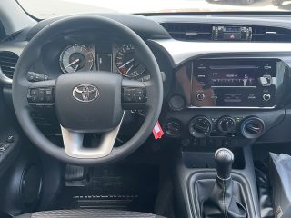 Toyota Hilux Country 2,4 TD DK + AHV + Hardtop uvm!
